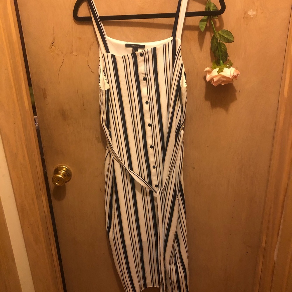 White blue stripes midi dress